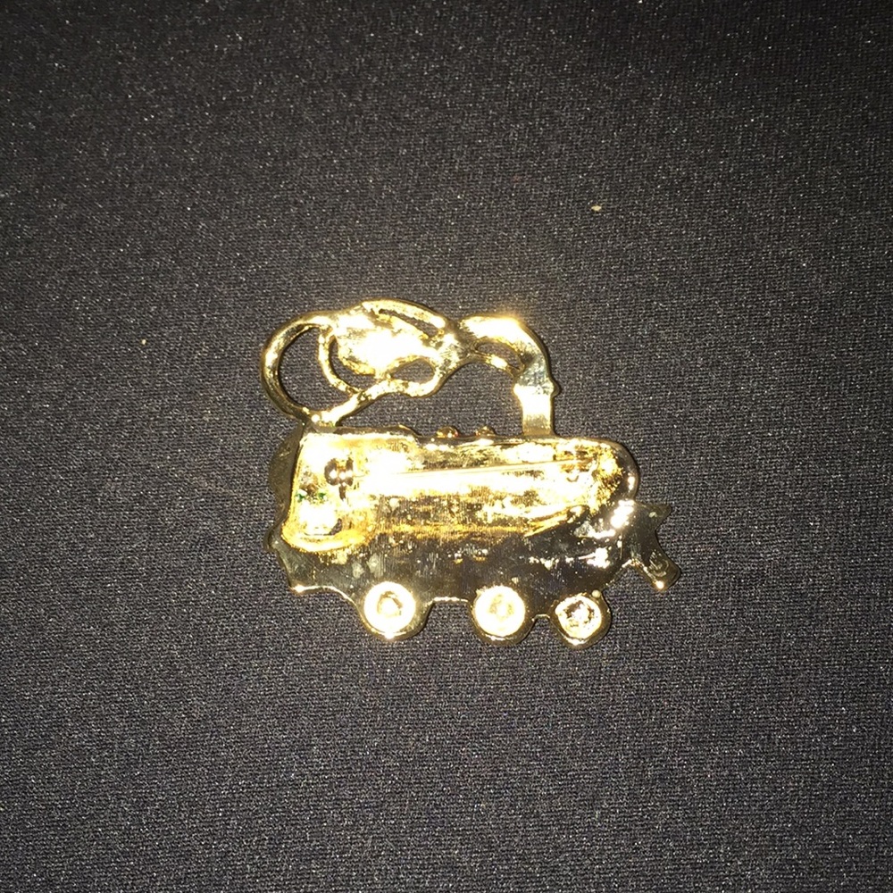 Train brooch - Picture 3 of 3